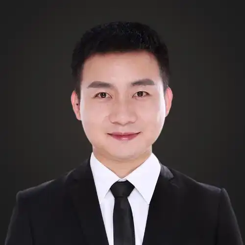 职业培训师,教师,职场人士等微信头像人像精修_海鱼工作室-站酷zcool