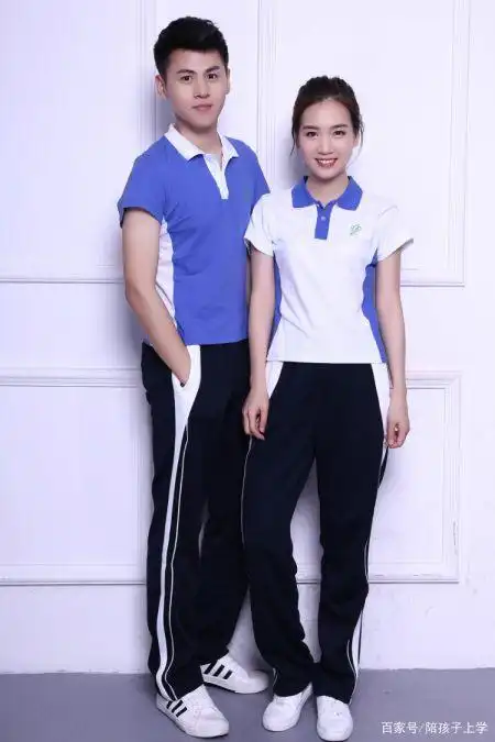 中国校服进化史,深圳喜提"第一美",网友:汉服可以当校服