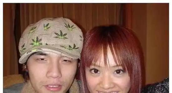 "玉女天后"蔡依林:21岁认识周杰伦,情史丰富,42岁选择单身