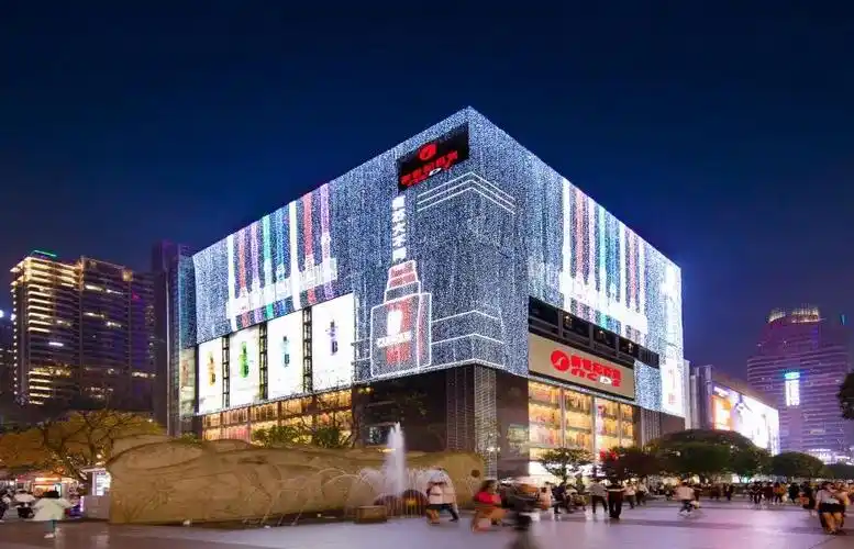 新世纪百货世纪新都联手倩碧带你换芯,定制你的专属青春id