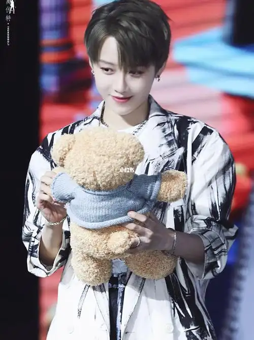 蔡徐坤刘雨昕oner