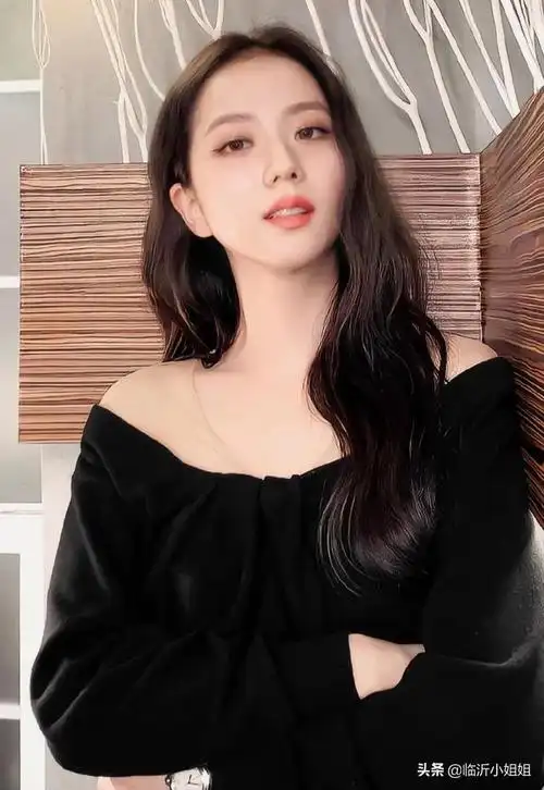 金智秀 神仙颜值,金智秀图片舞台(清新明丽的四代神颜美女)