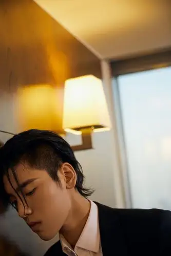 那么痞气邪性男性荷尔蒙爆棚的帅哥你们也下得了手去泥他060402