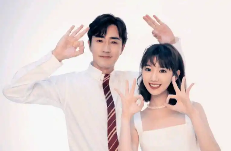 原创杨玏王玉雯恋情再添一锤挽手搂腰好亲密养鱼cp彻底be