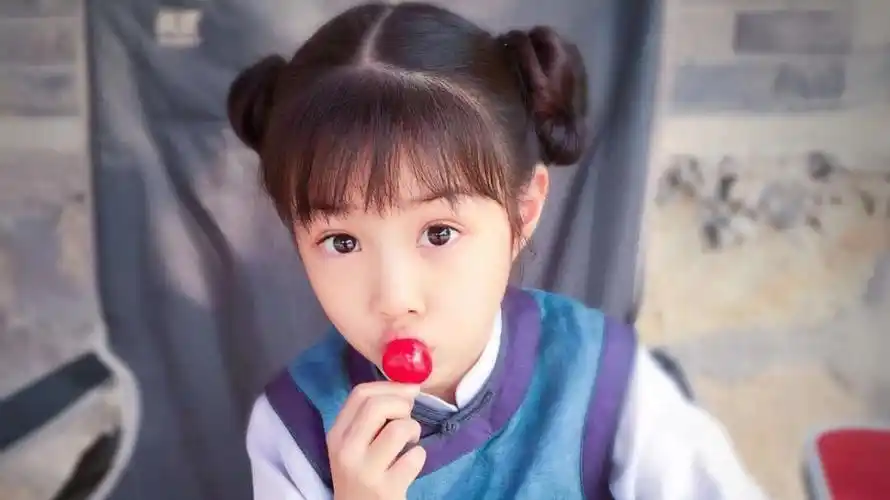 李亚真出演《娘道》 变身岳丽娜可爱女儿隆招娣