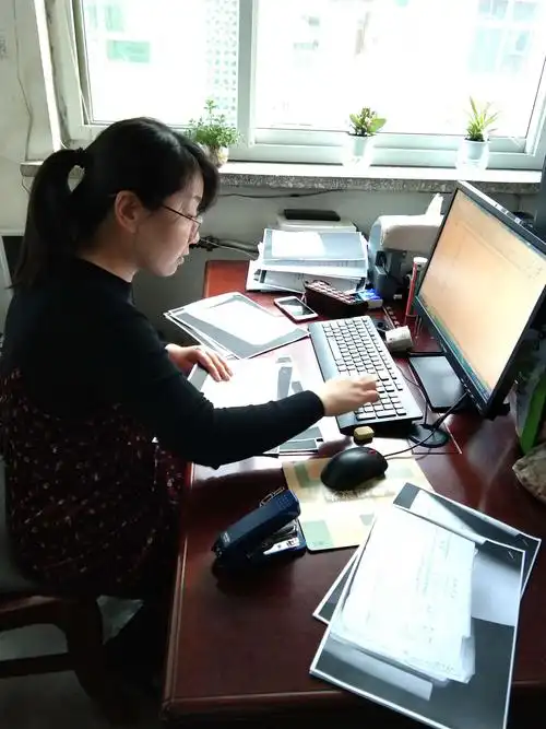 财务科工作照片