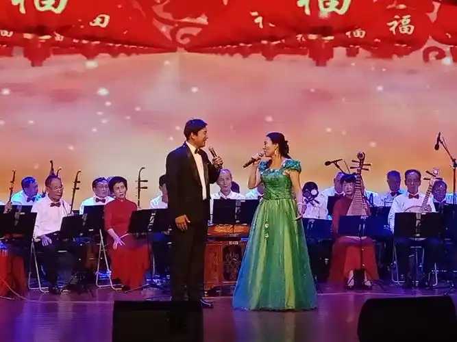 男女声二重唱《幸福永远》演唱:唐晓军,蒋宗跃.