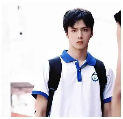 张艺谋向流量靠拢,刘耀文加盟《第二十条》,c位封顶_赵丽颖_电影_观众