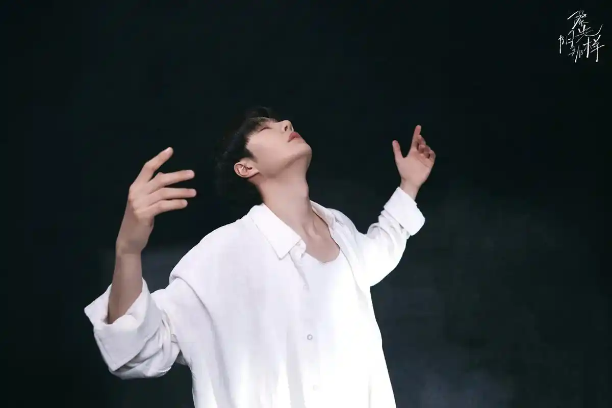 王一博98#愿所有的美好和期待2023都能如约而至 #王一 - 抖音