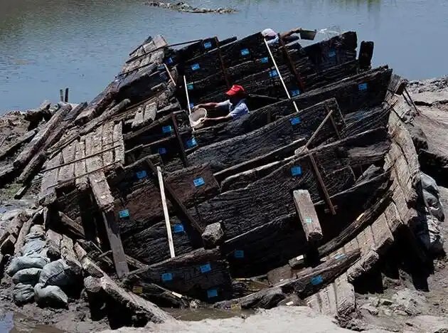 摘要:宁波发现元代沉船保存度可谓是全国最佳.