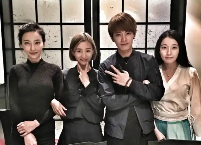 任嘉伦生日老婆被扒黑料,4年前动态再被骂,事业家人难两全?