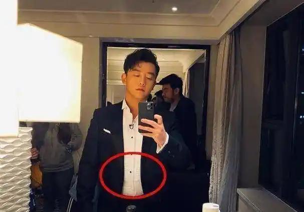 原创《跑男》6位常驻嘉宾隆重亮相,郑恺大肚腩被关注,沙溢反显苗条