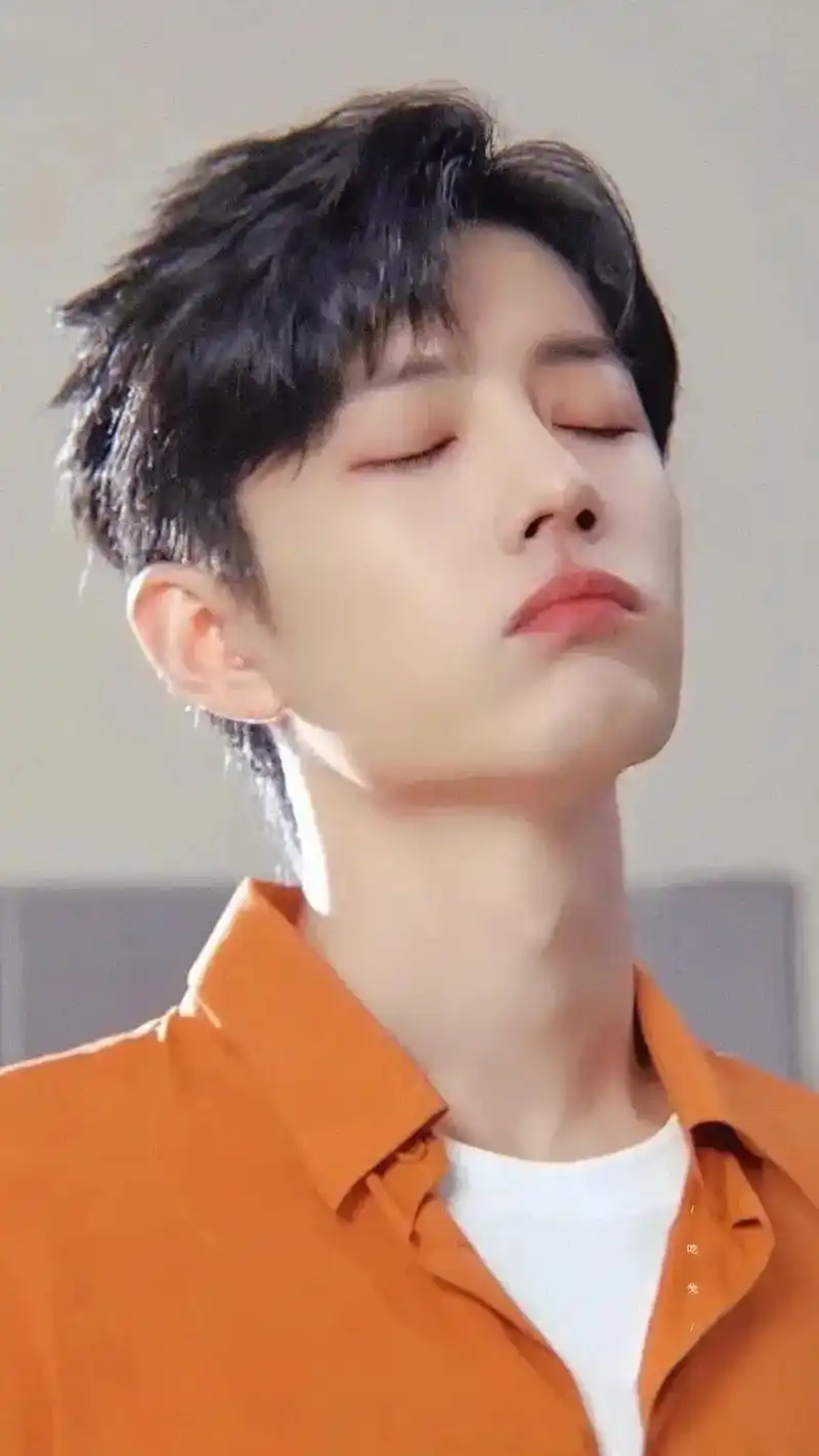 肖战最萌表情秀贼拉可爱呐看得心都要融化掉了