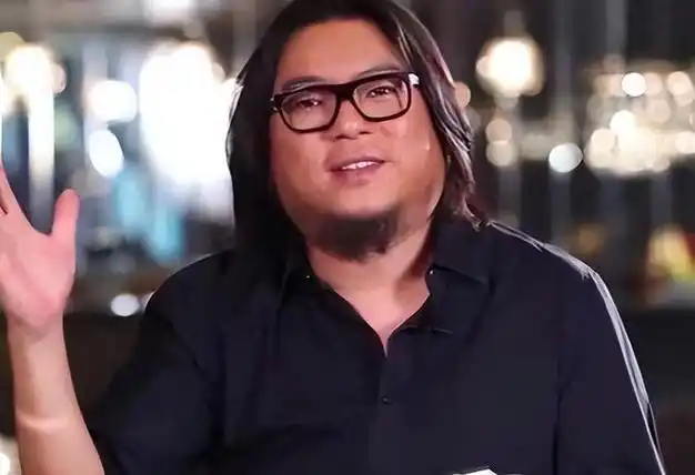 清华才子高晓松炸裂发言惹来争议直播被群嘲到停播