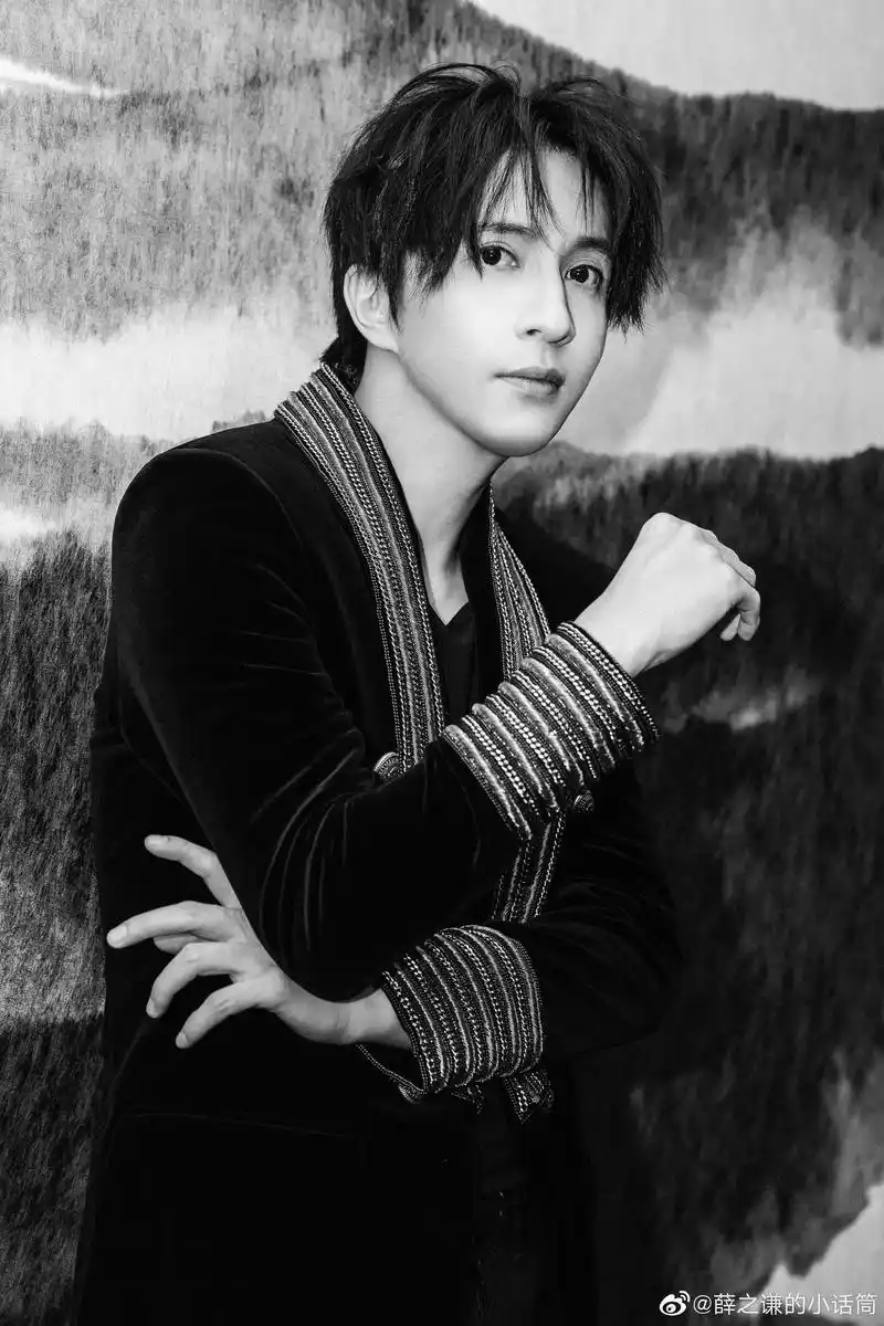 薛之谦99划算盛典精彩舞台回顾薛队长慢半拍首秀舞台惊艳来袭