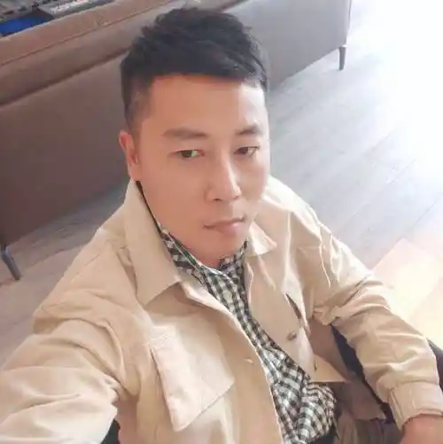 35岁离异男征婚照片(id:3454396)_湖北武汉征婚交友_我主良缘网