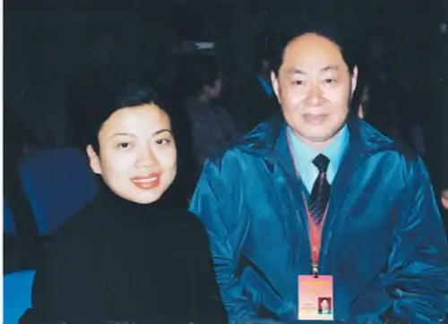 图张也老公关锦鹏照片曝光自曝同性恋身份