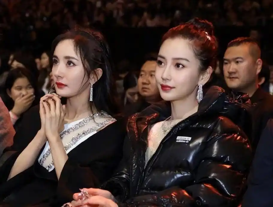 杨幂为刘诗诗庆生,昔日闺蜜情不再,与唐嫣杨颖渐行渐远 杨幂高调为