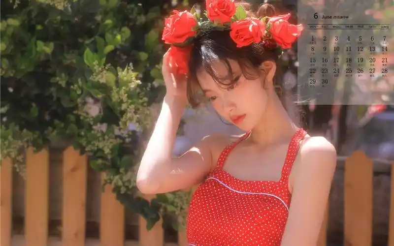 2020年6月性感美女写真日历壁纸