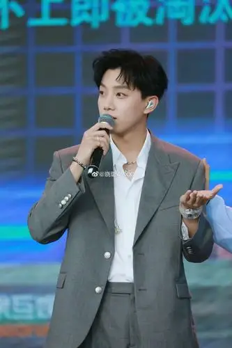 范世錡[超话]#喜欢你并非一见钟情,却拥有. 来自晓璐47xxxf - 微博