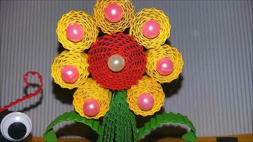 手工制作diy,教你用瓦楞纸制作太阳花的简单方法