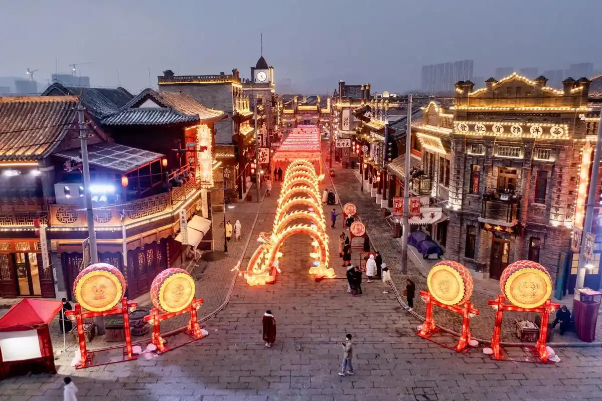 长清区海棠路   华谊兄弟(济南)电影小镇 原价国潮新春夜游 - 抖音