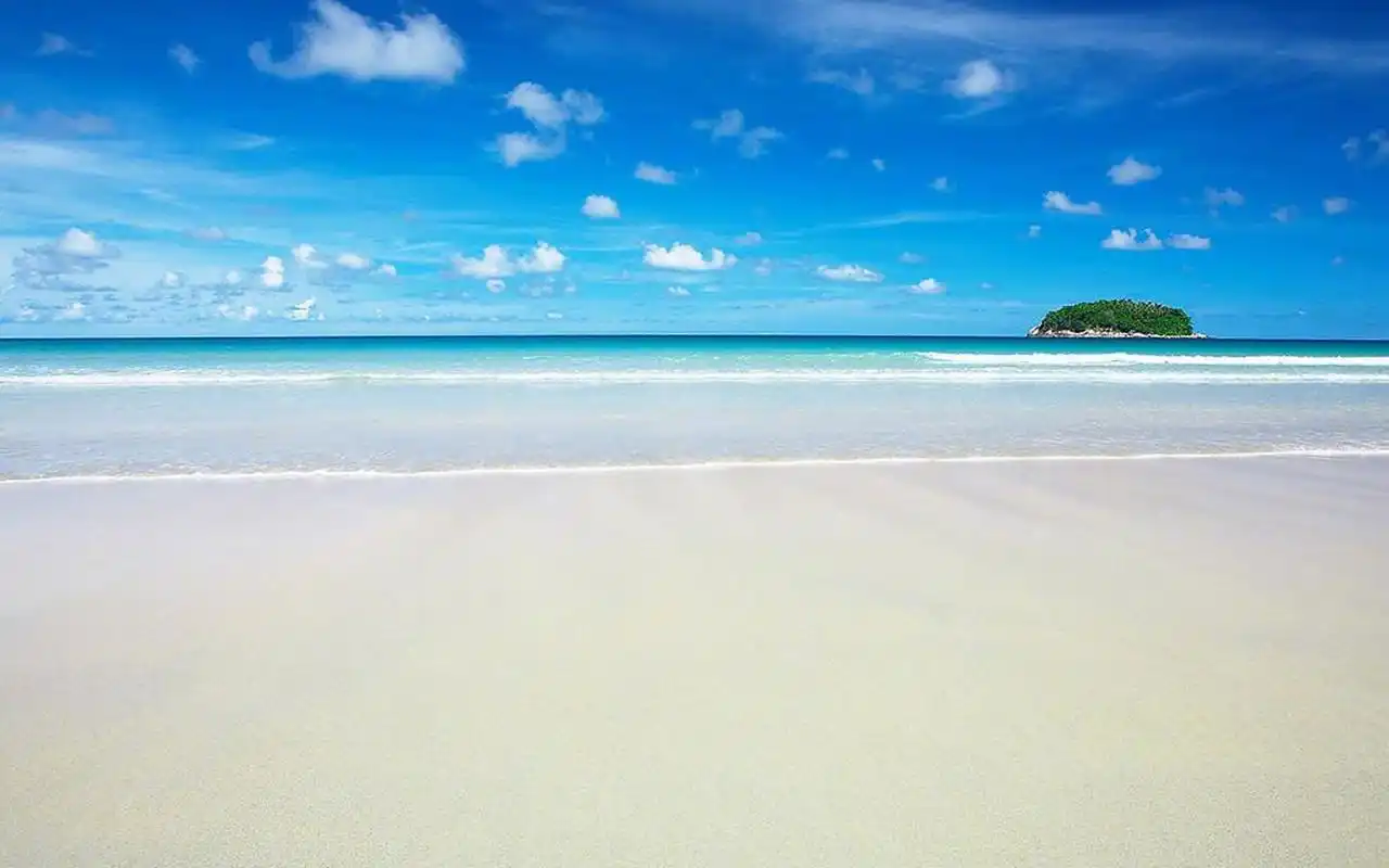 清新唯美海滩风景图片桌面壁纸