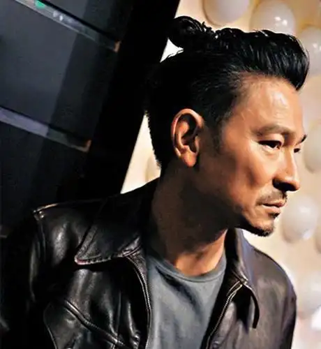 刘德华,吴彦祖,谢霆锋都追捧的丸子头,梳了你也是文艺魅力男神