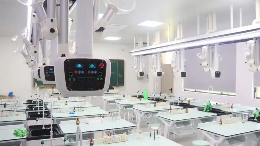 桥式吊装实验室·z字桌化学实验室展示 · 育人教仪 #实验室设备