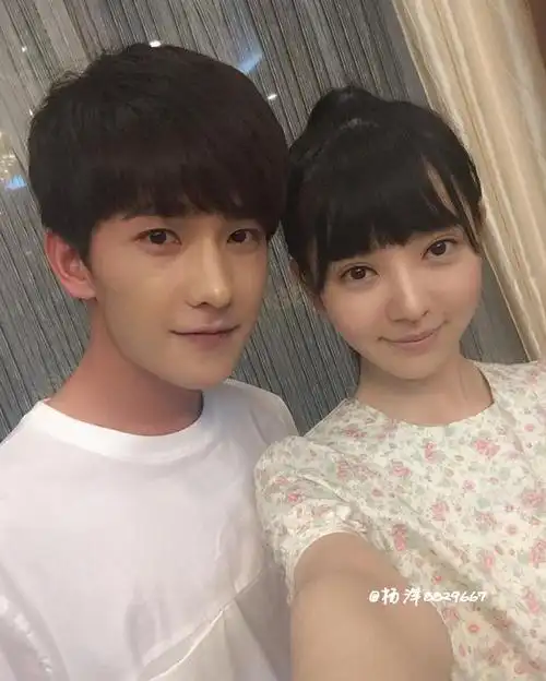 杨洋"绯闻女友"最后一个直接亮出结婚证!