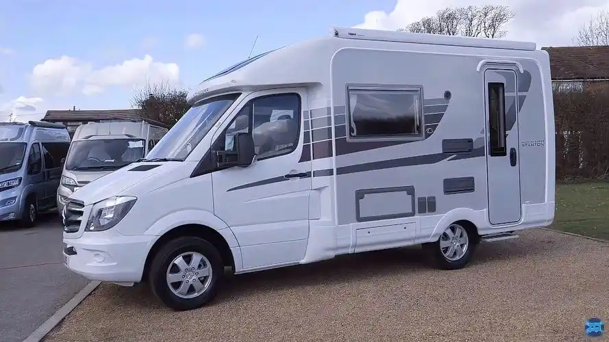 不足6米的奔驰斯宾特英式小额头t型房车(字幕)