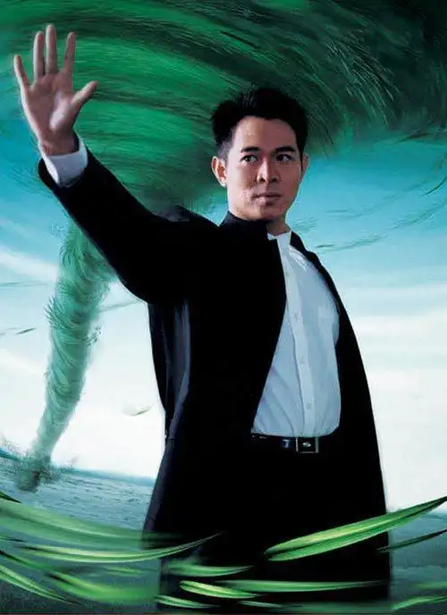 成龙和李连杰同为功夫巨星但各有不一样的发展经历