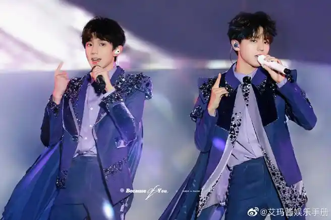 站姐发的凯源同框图##愚人节站姐团建