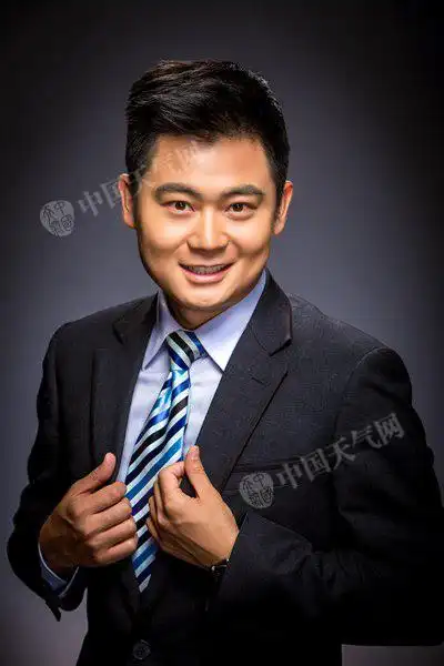 刘超主持栏目:cctv4《天气预报》,cctv2《第一印象》,中国气象频道