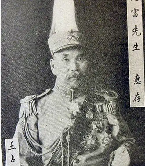 此人天津有上千套房子,全部租出去,收房租收到手抽筋?