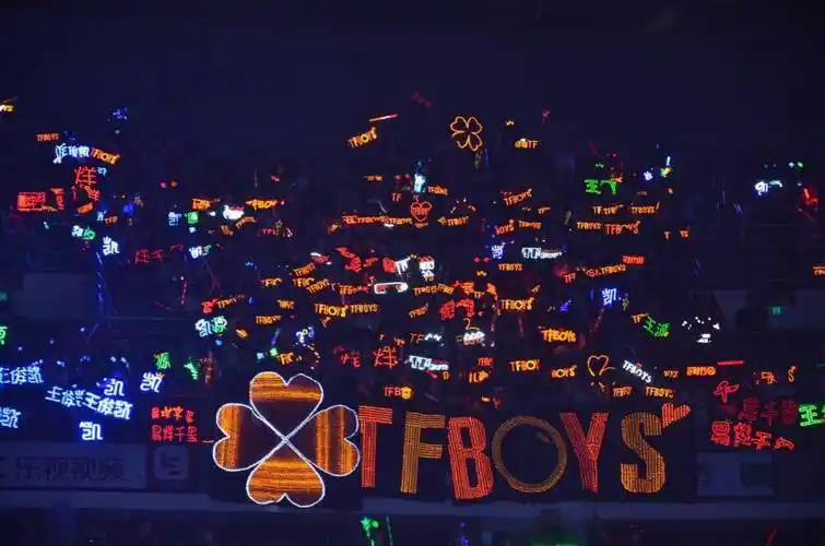 tfboys 橙海 - 堆糖,美图壁纸兴趣社区