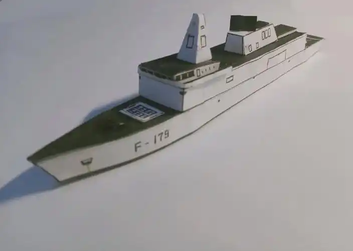 轻型导弹护卫舰纸模型虚构