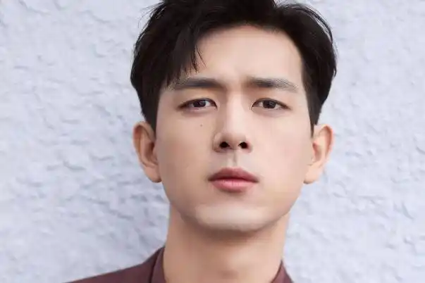 娱乐圈十大最火男演员排行榜任嘉伦上榜第七顶级大咖