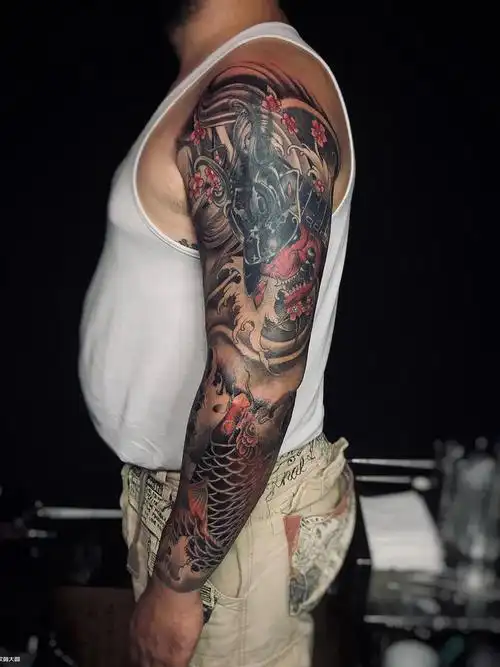 鬼武士拼接鲤鱼花臂_纹身图案手稿图片_1tach7的纹身作品集