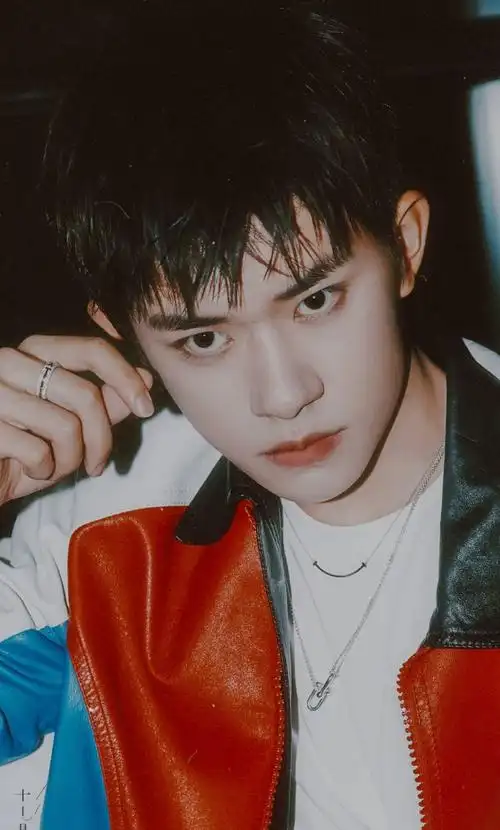 易烊千玺|宝藏男孩特辑