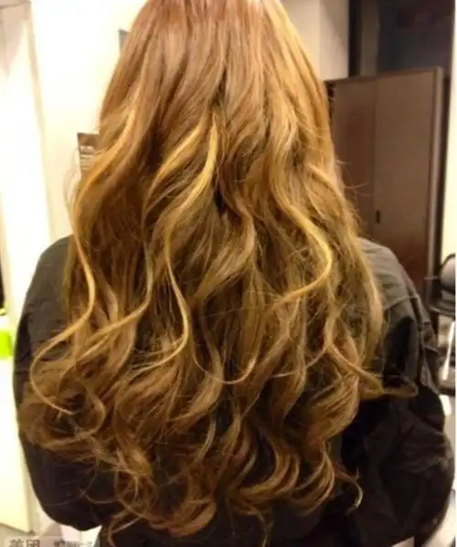 烫发能保持多久冷烫的头发可以保持到多久