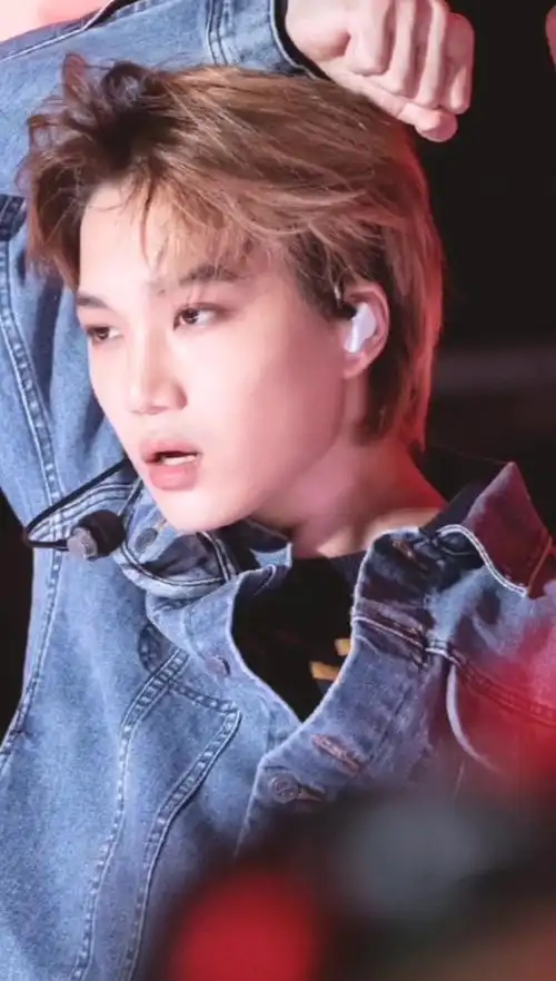 金钟仁 舞台上是只存在于天堂的神只-音乐视频-搜狐视频