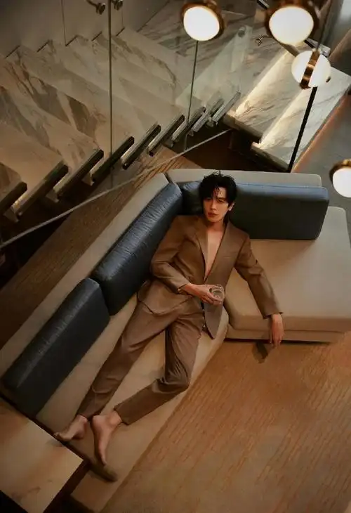 我真的不是嬷嬷啊?谁想看脚啊?