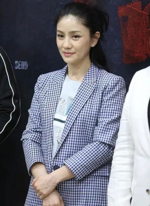 沙溢妻子胡可美照清新气质谁人不喜欢