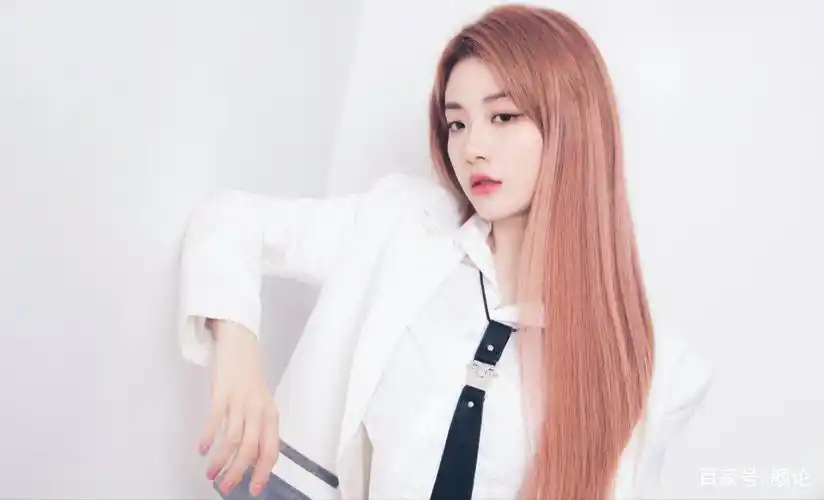 喻言绝美造型合集