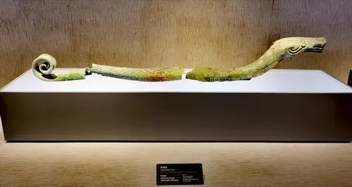 其它 "三星堆"一个不解之谜 写美篇出土文物中最具特色的首推三四百件