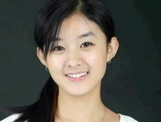 赵丽颖早期素颜生活照,一直美美哒