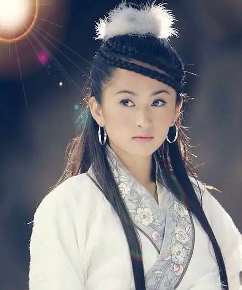 有知道杨蕊的吗?觉得她很美呀!