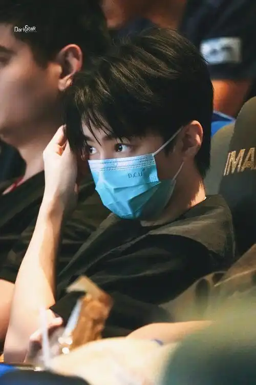 dark_star_王俊凯个人站