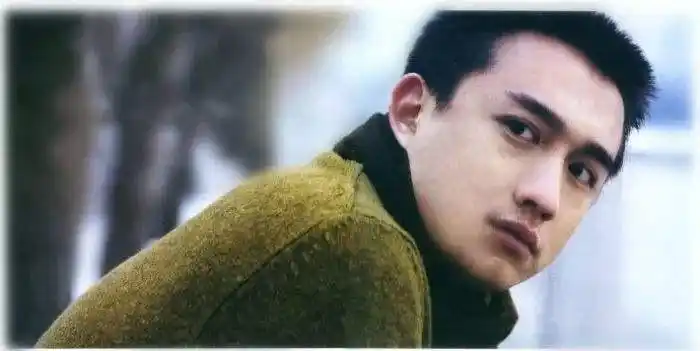 黄磊年轻时的照片长发橘子红了黄磊年轻时候的颜值怎样?